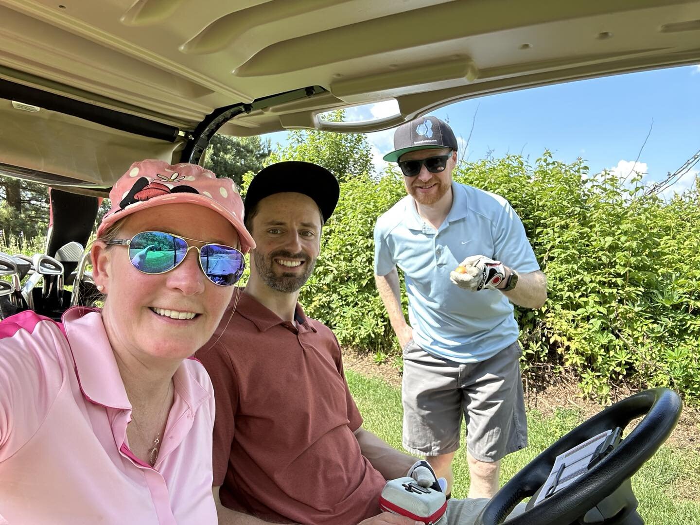 Fun day at the Pemberton Chamber - Rotary Golf tournament!! #pembertonchamberofcommerce #pembertonchambergolf #pembertonvalleywellness