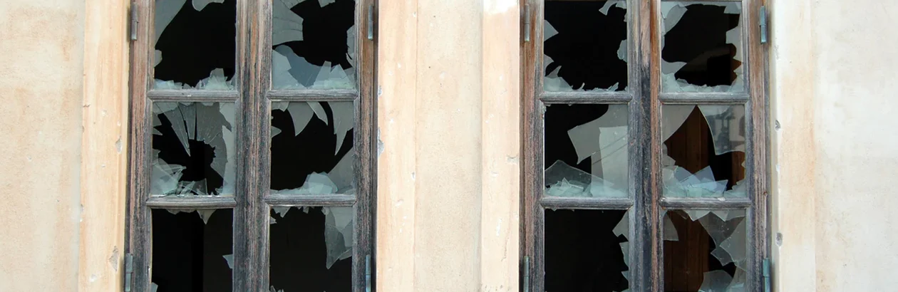 thepetersonprotests_1260x410.jpg