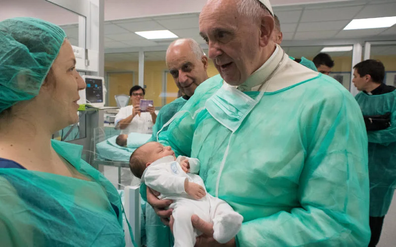 20180213T1008-14542-CNS-POPE-FIFTH-ANNIVERSARY-800x500.jpg