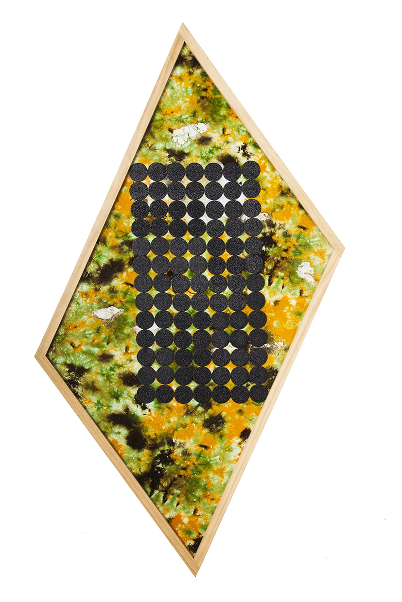  Untitled, 2016 Hydrodipped panel, felt pads, artist’s frame 