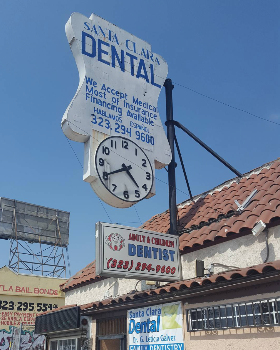  Research project documenting clocks in public infrastructure around Los Angeles.  Project created in collaboration with  Angella d' Avignon  and Jared Dyer.  Clock address: Santa Clara Dental, 4216 Crenshaw 