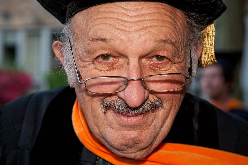 5_0_121_1Profesor_8810.jpg