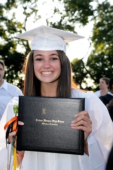 16_0_137_1PROUD_GRAD_3928.jpg