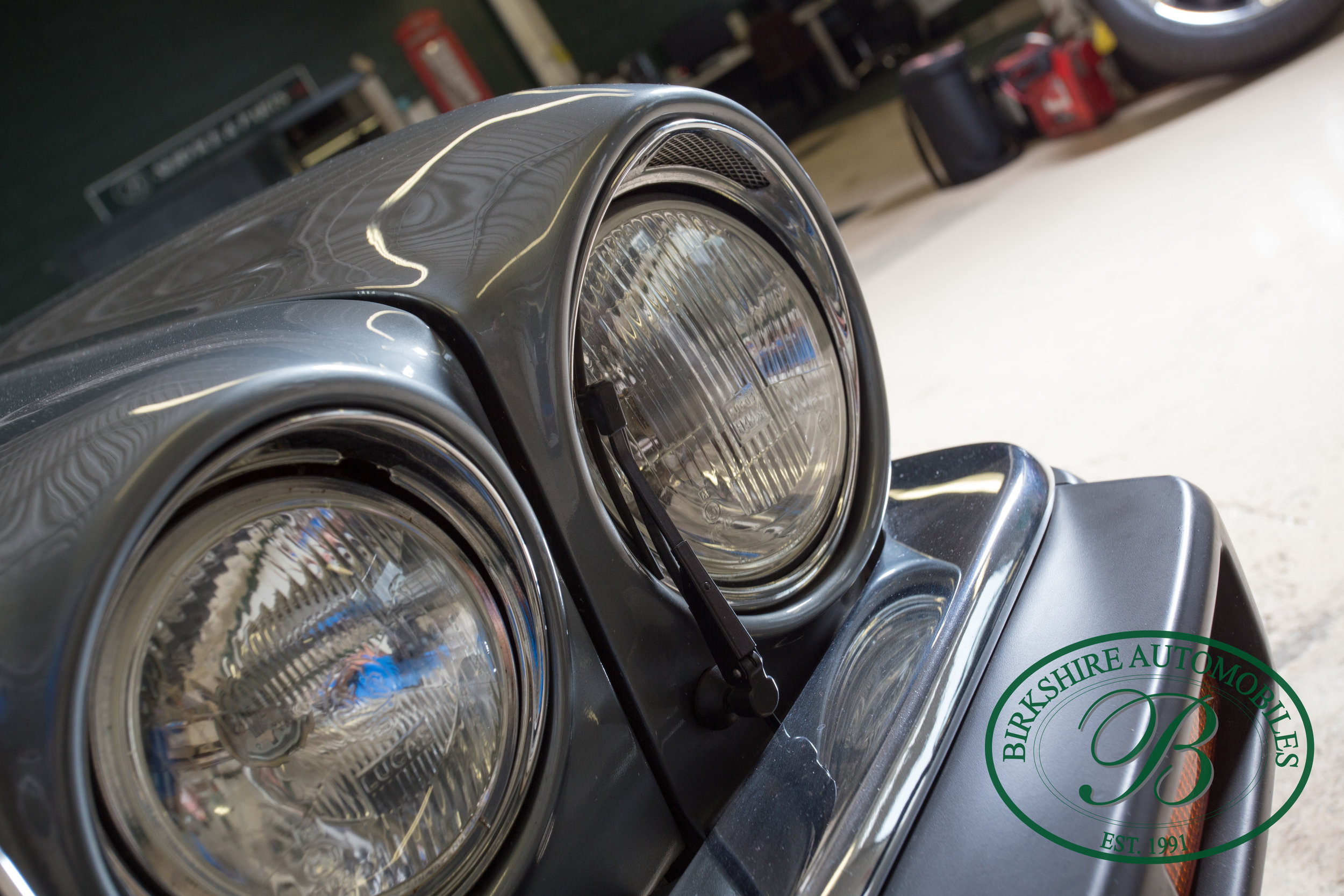 Birkshire Automobiles 1987 VDP-19.jpg