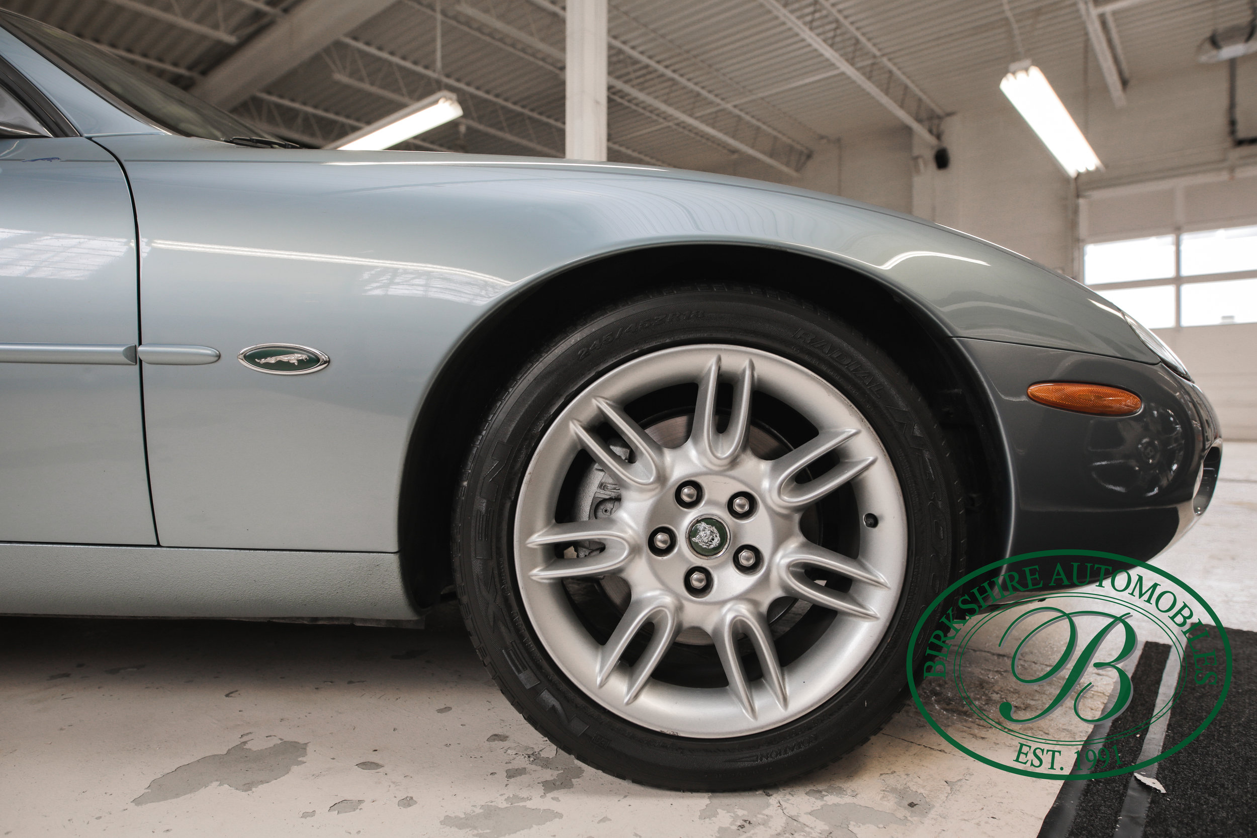 Birkshire 2002 Jaguar XK Convertible-6.jpg