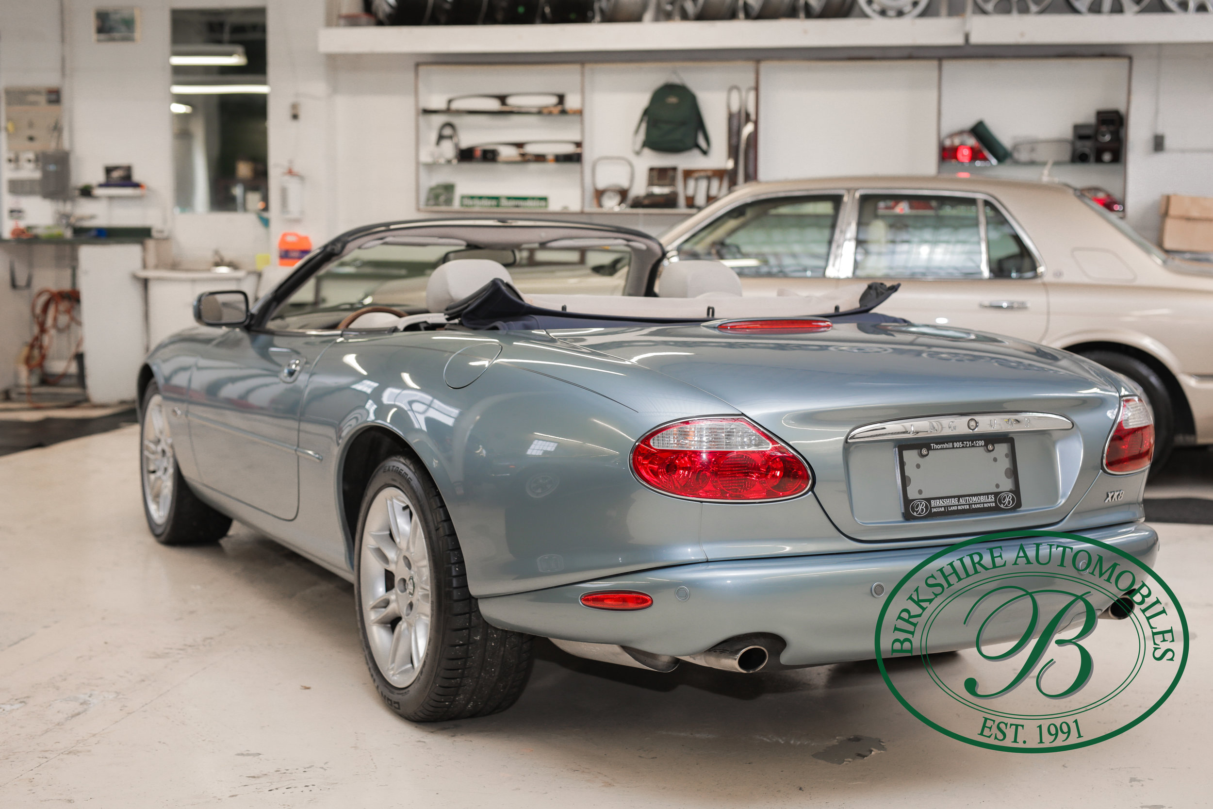 Birkshire 2002 Jaguar XK Convertible-26.jpg