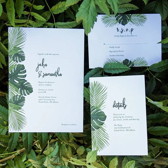 🌴 This Could Be Paradise 🌴
Hanging on to the last bit of summer with this tropical set!
Want your own custom set of stationary? Let's Get Started
🐐abbergail.com🐐