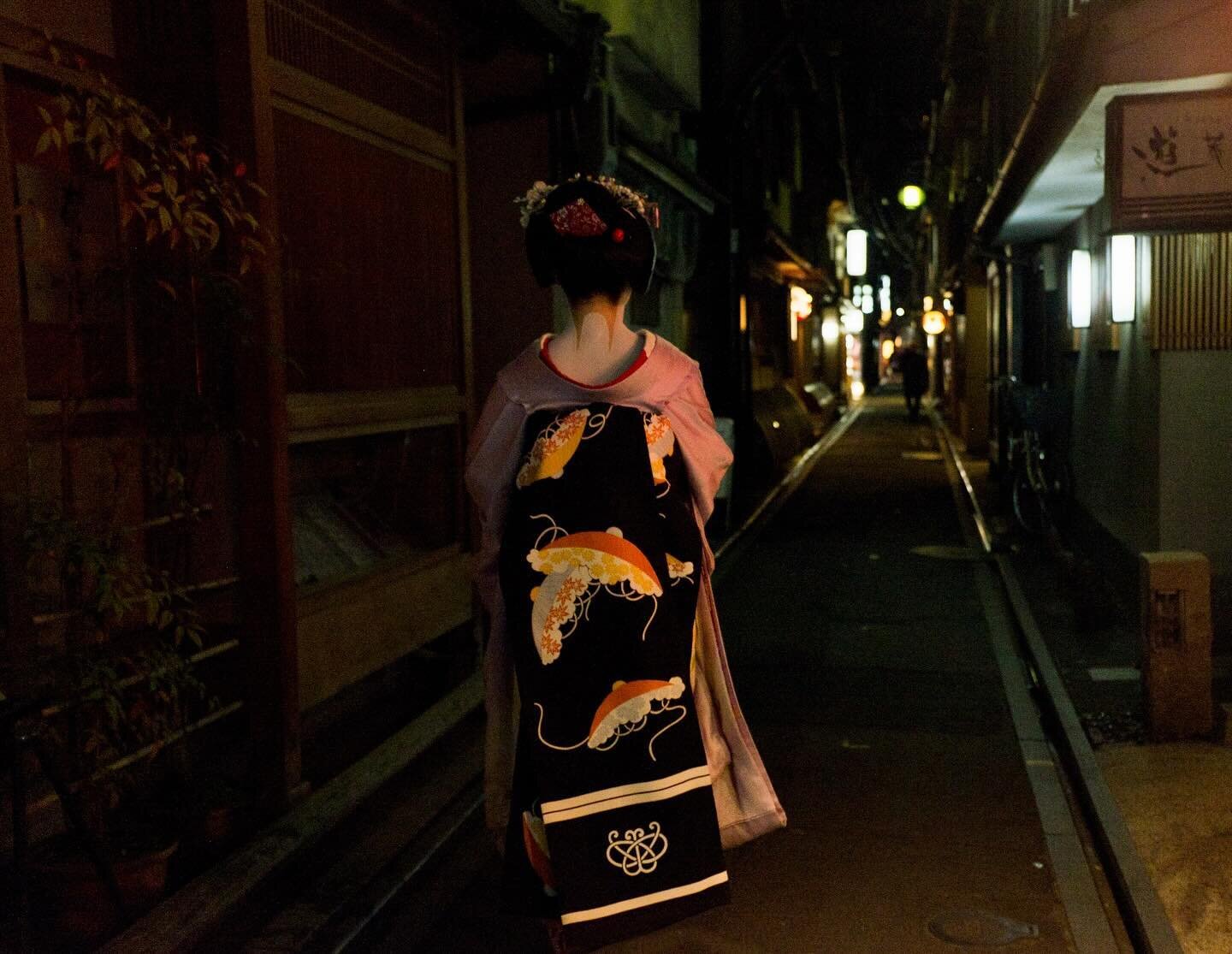 Exploring Tokyo and Kyoto by night is magical. Encountered a geisha, gracefully appearing like a ghost from the past of the ancient city. Amid bustling streets, lonely souls seek connection. A group of men gathers. The night unfolds, revealing the he