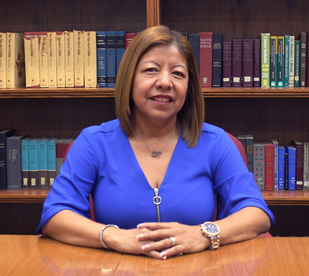 Mercy Valladares Secretaria