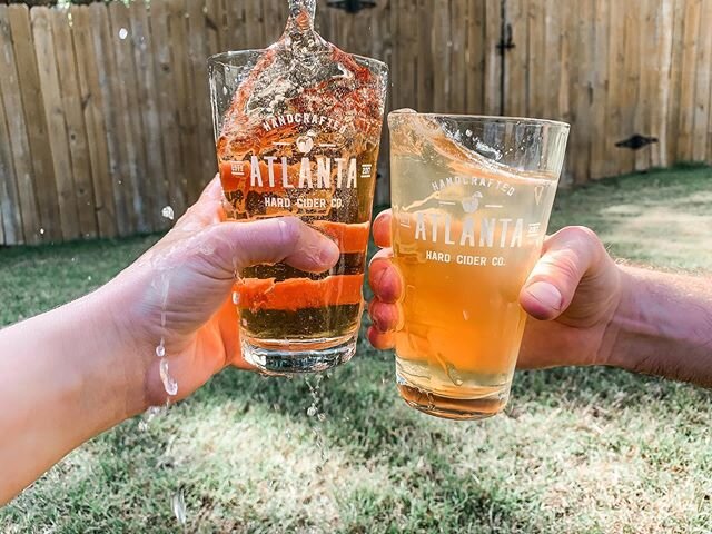 Cheers to all of the parents out there! 🍻🎉 You made it to the finish line after surviving months of homeschooling while likely juggling other roles. This one&rsquo;s for you! 🙌😎
.
.
.
#atlantahardcider #craftcider #glutenfreecider #ciderdrinker #