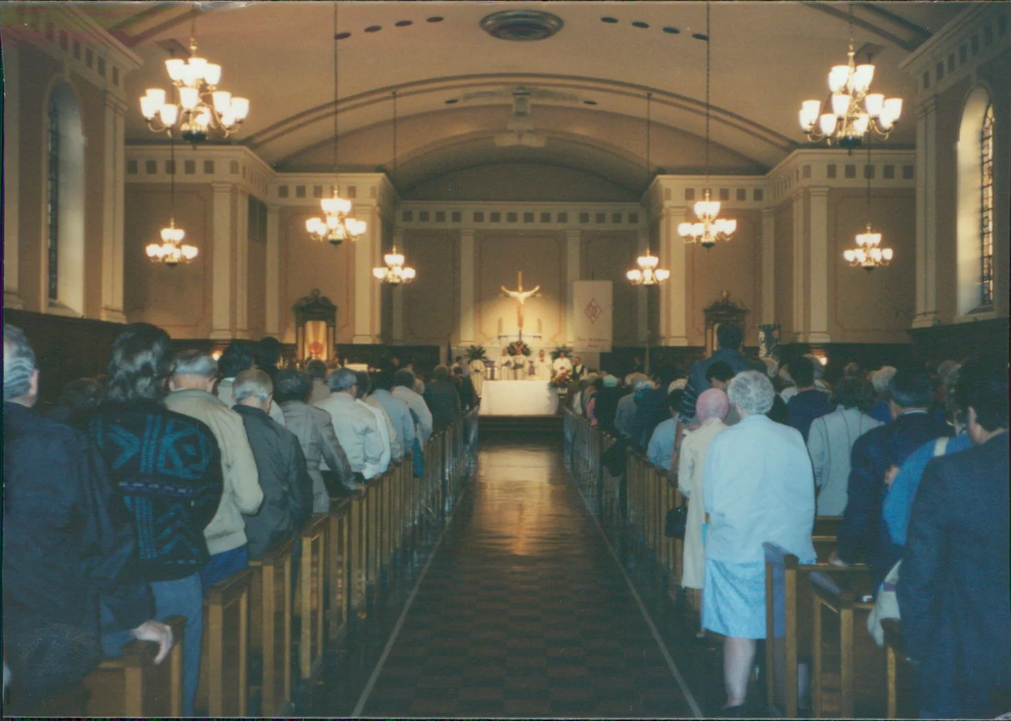 image0000057B.jpg