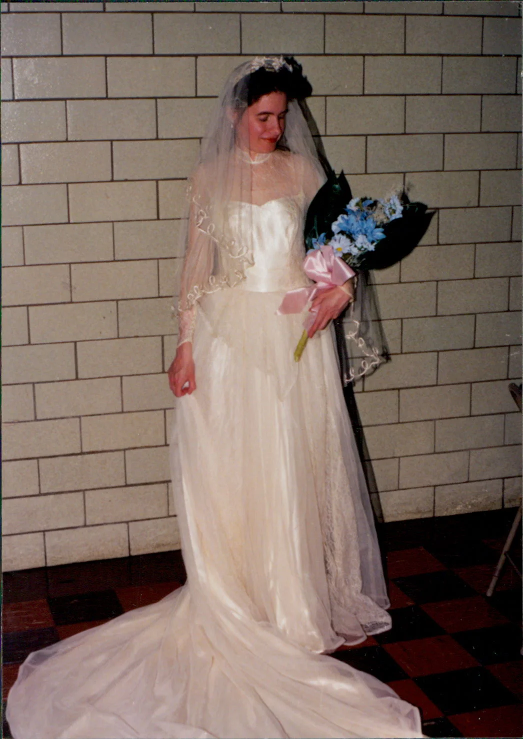 image0000168B.jpg