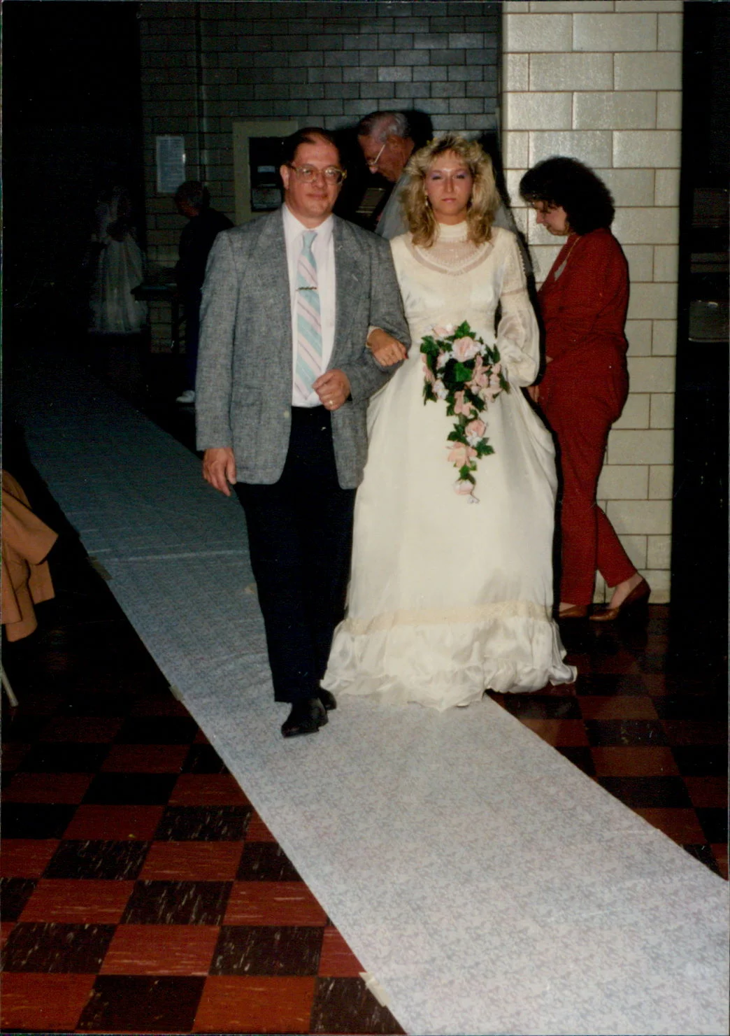 image0000173B.jpg