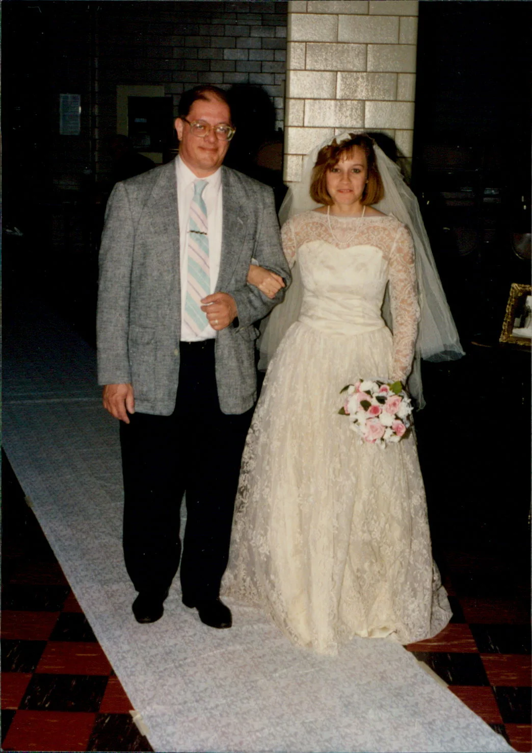 image0000176B.jpg