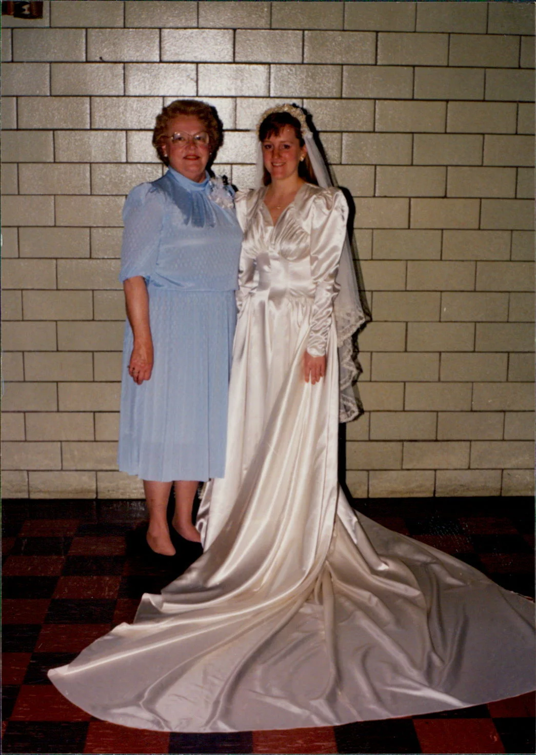 image0000191B.jpg