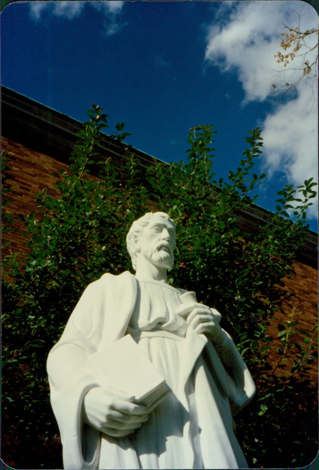 image0000079B.jpg