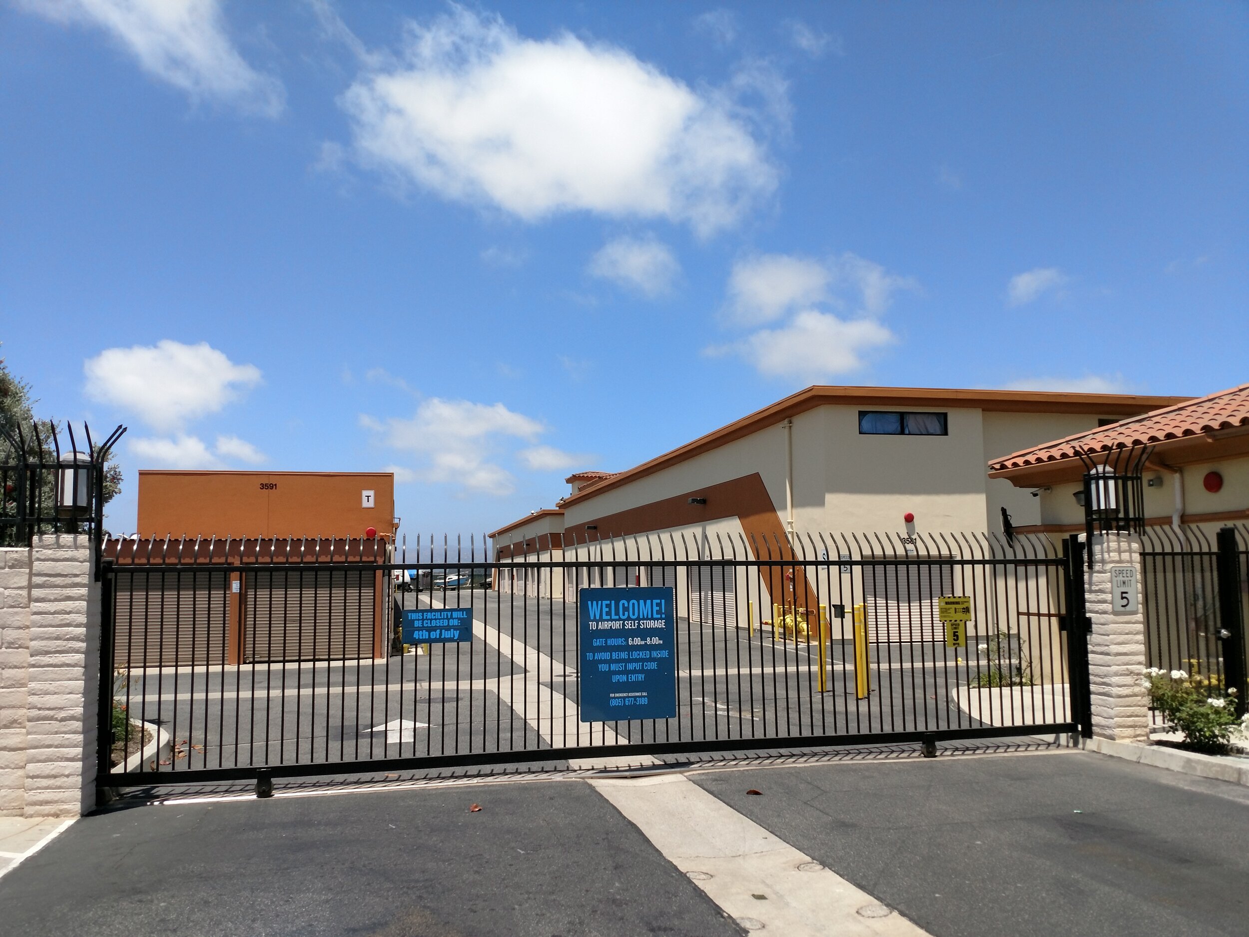 Oxnard Organization & Storage Store