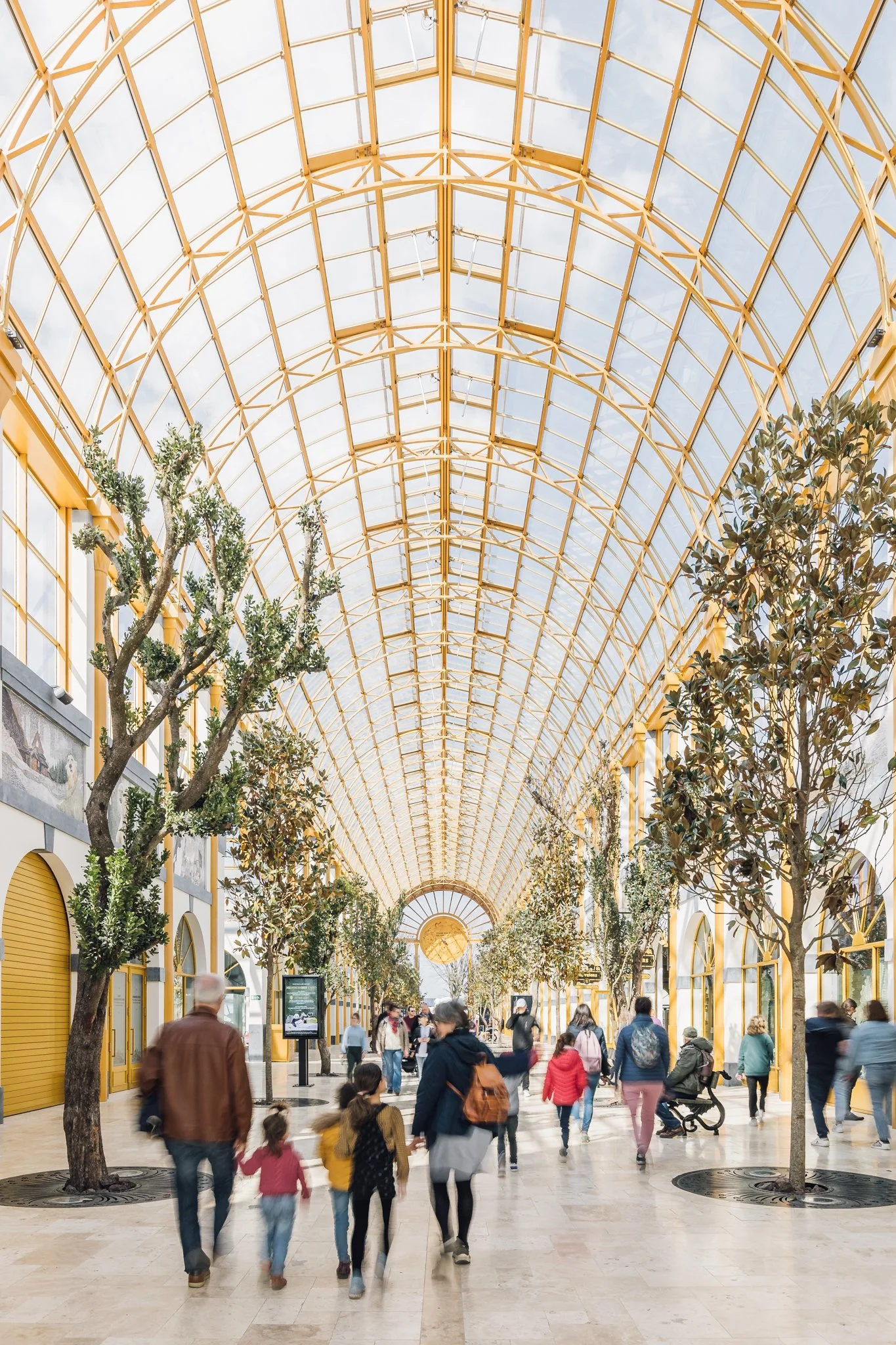 Pairi Daiza Main Street web-3.jpg