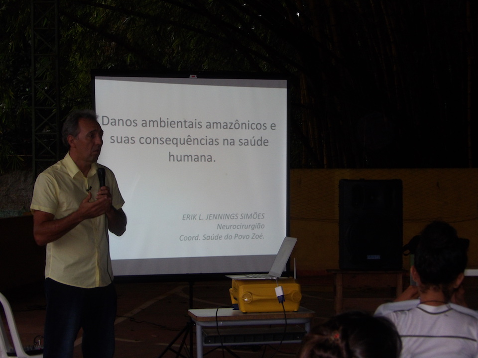  Dr. Erik Jennings’&nbsp;lecture at the Waldemar Maués School on June 21. 