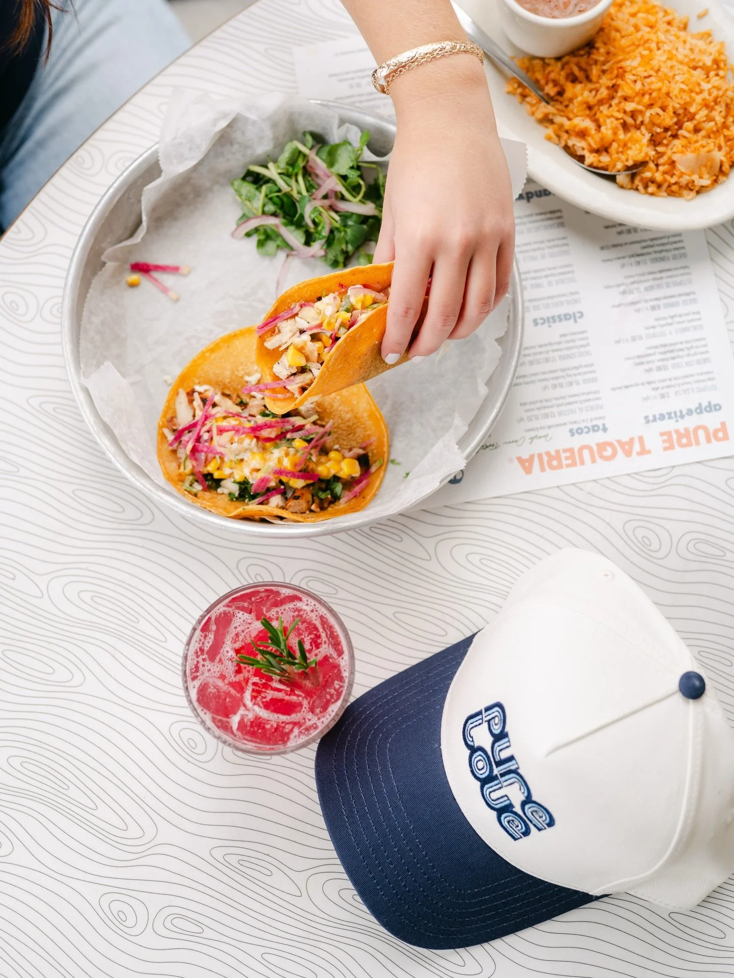 A little rain never stopped taco + marg plans☺️🌧️