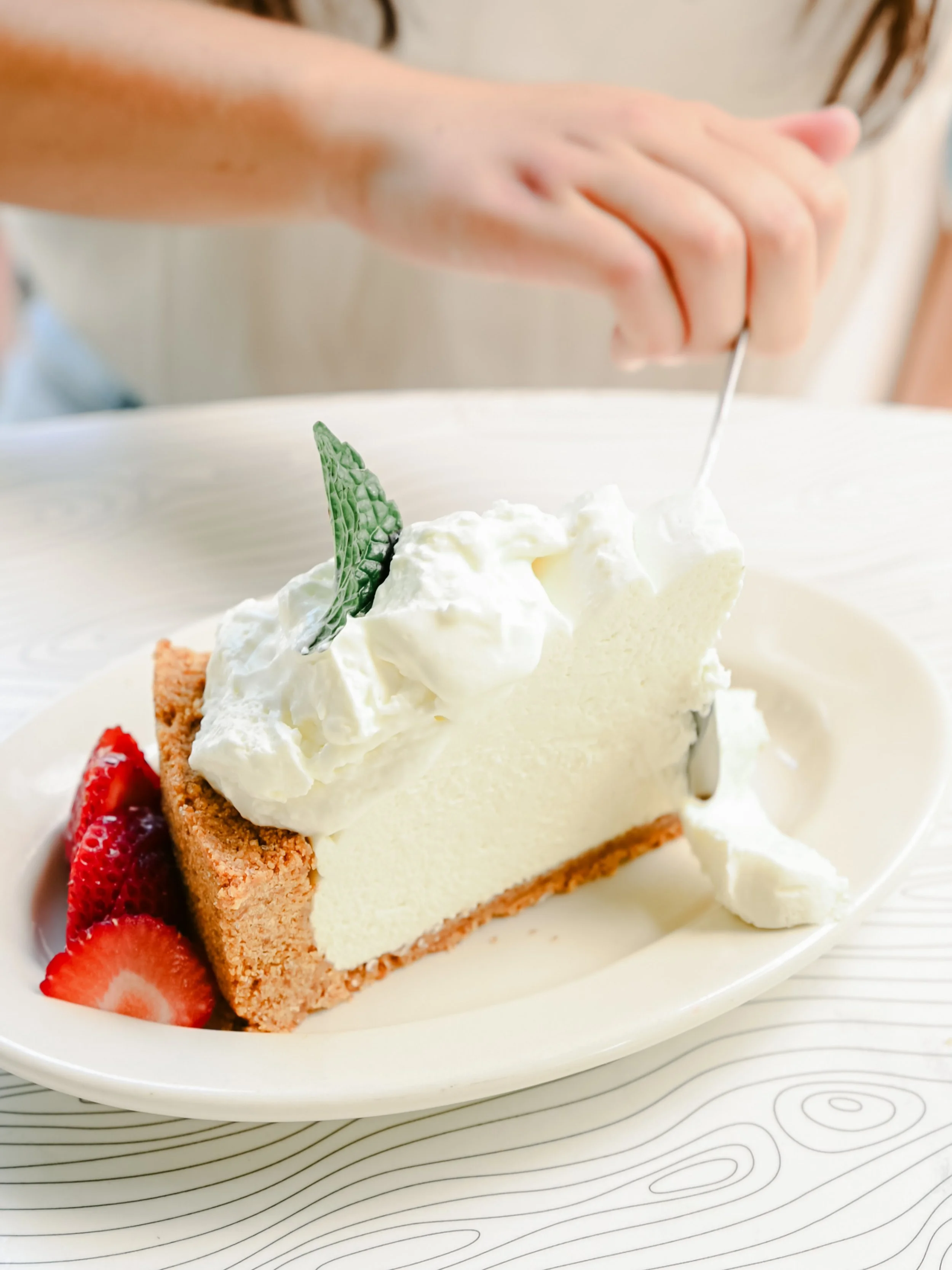 When the key lime pie looks this good&hellip; there is ALWAYS room for dessert!🍋&zwj;🟩🍓