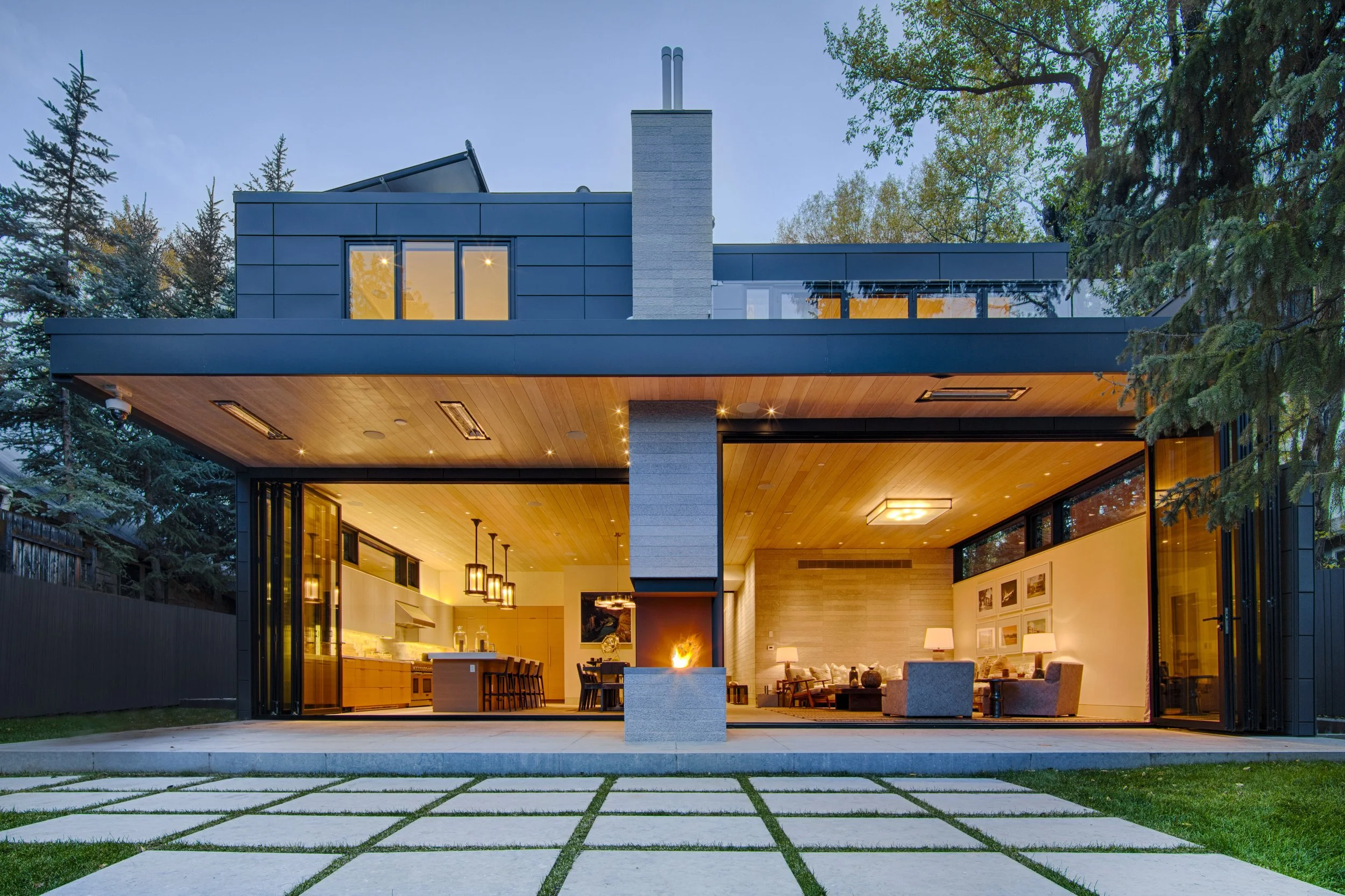 Lake Ave Rear Exterior.jpeg