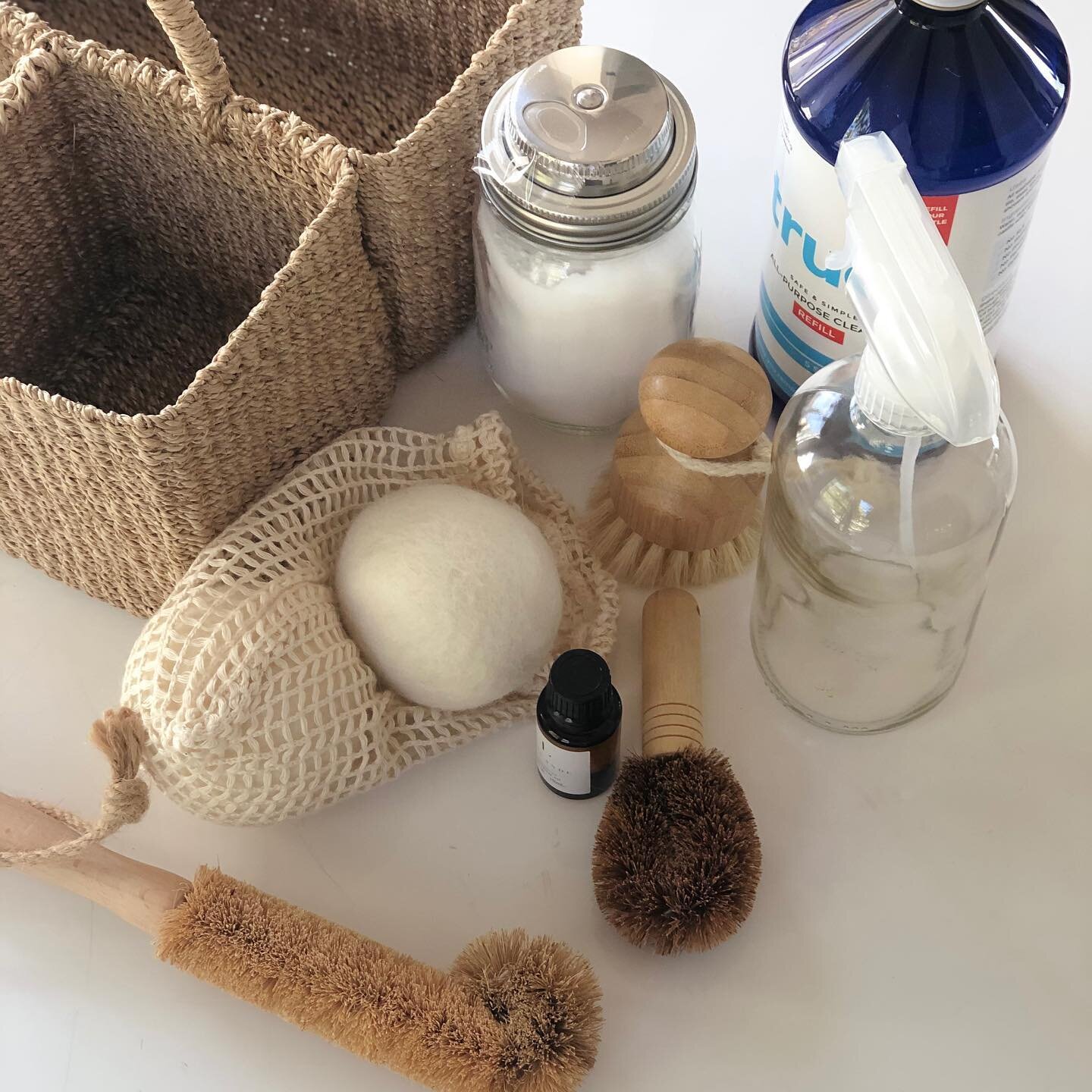 Simple Peace Home-cleaning kits.  Only a few left, get them before they are gone.  Ships same day.  #naturalcleaning #covidlife #cleaningallthetime