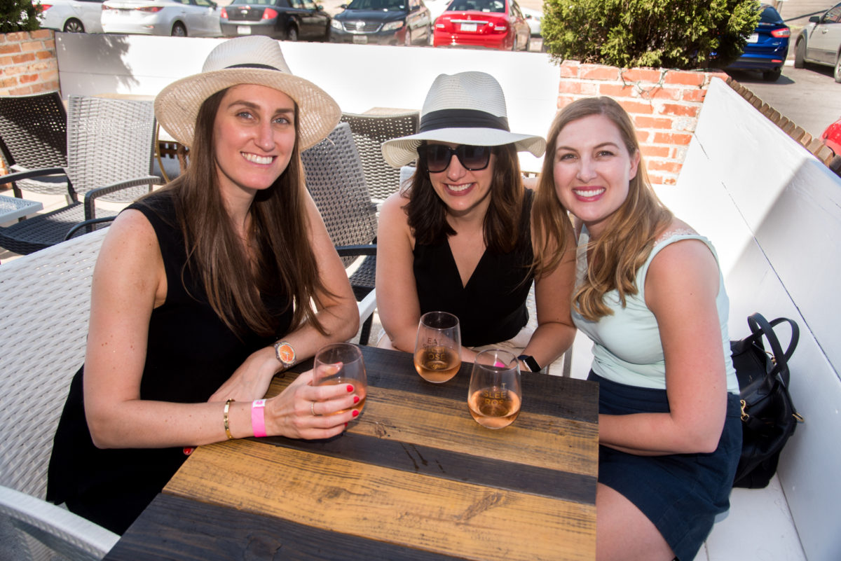 D-Magazine-Nightlife-2nd-Annual-Rosé-Wine-Walk-on-Henderson-Ave-060918-Bret-Redman-017-1200x801.jpg