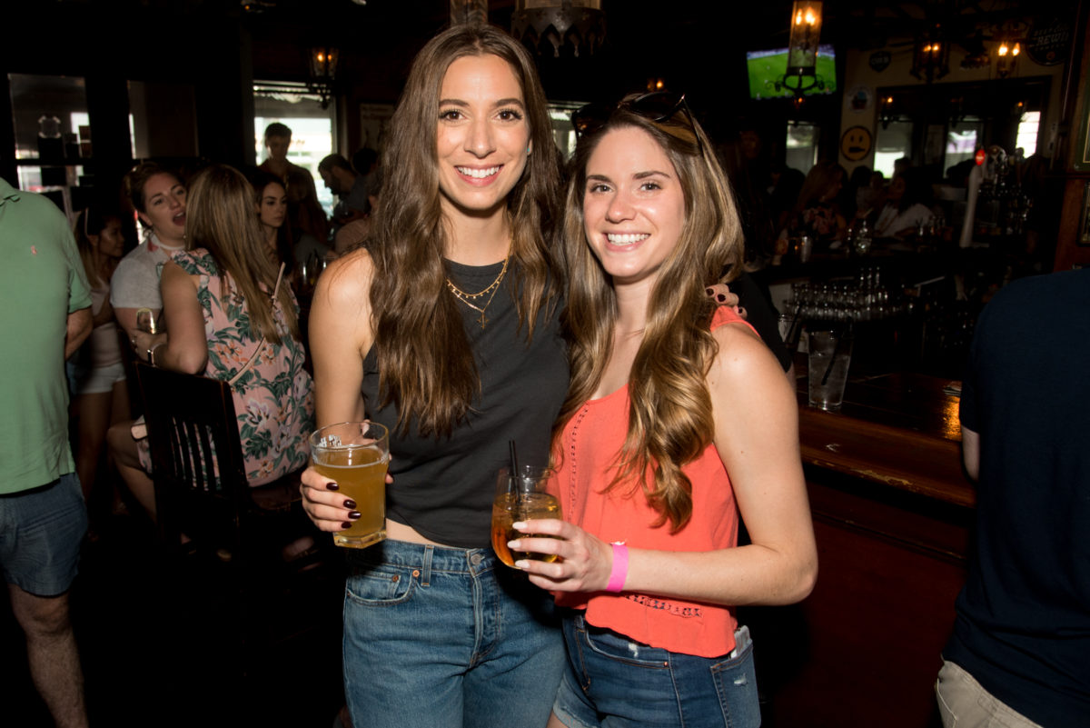 D-Magazine-Nightlife-2nd-Annual-Rosé-Wine-Walk-on-Henderson-Ave-060918-Bret-Redman-015-1200x801.jpg