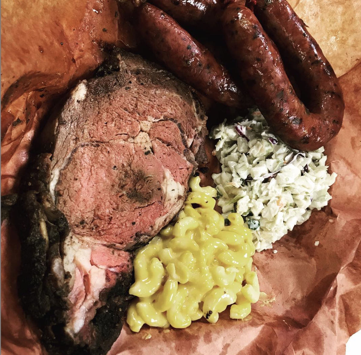 Photo courtesy @lockhartsmokehouse