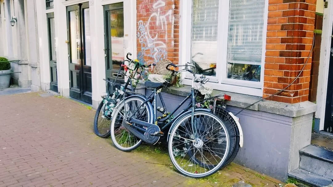 Freelancing isn't always fun but the flexibility it gives me to travel when I want to (without having to check with others) is definitely one of the perks.
.
.
.
A snapshot from my recent trip to Amsterdam 📸