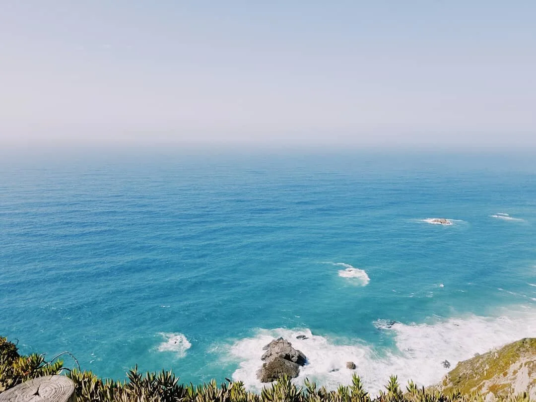 Where or what is your happy place??😎
.
.
.
#throwbackphoto #visitportugal