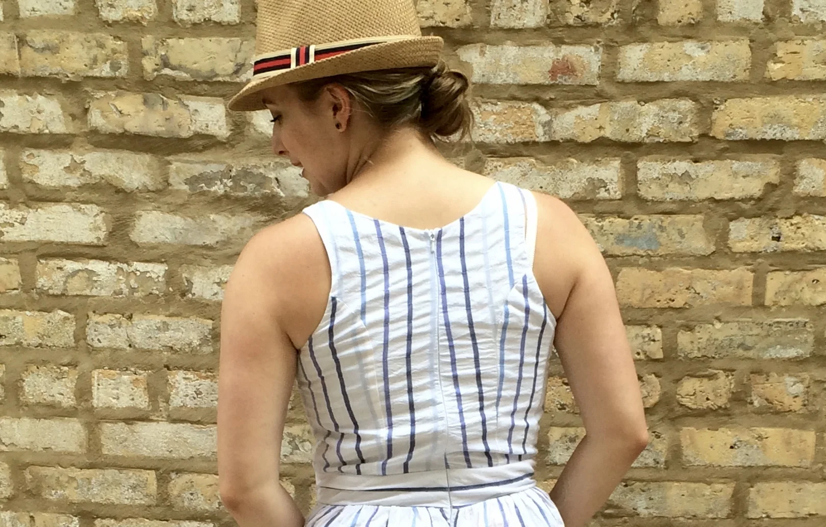 Please note the epic stripe matching happening on the waist: