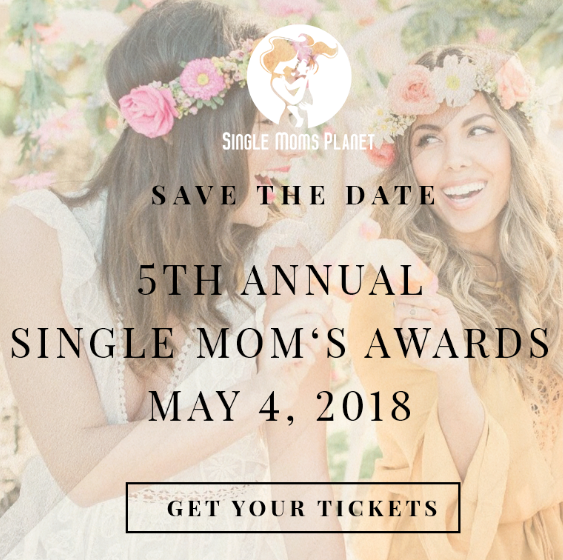 Honoring Single Moms and Corporations Making a Difference In Their Home and Community!