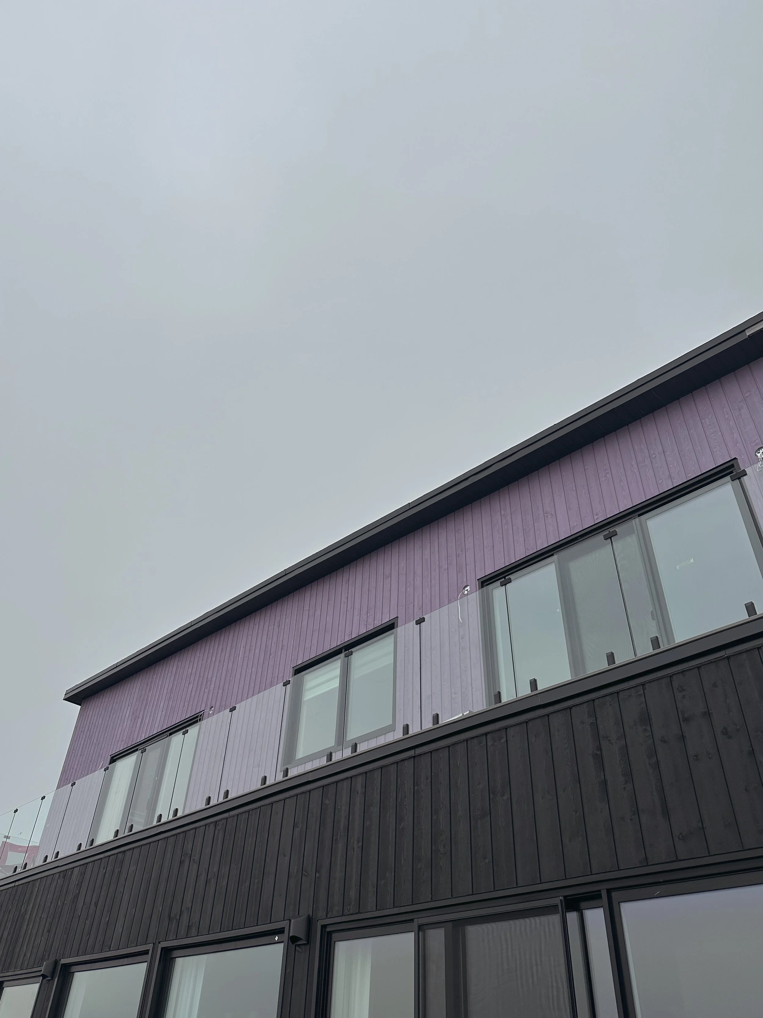 ALLIE & JUSTIN HOME - THE PURPLE BUILD-4975.JPG