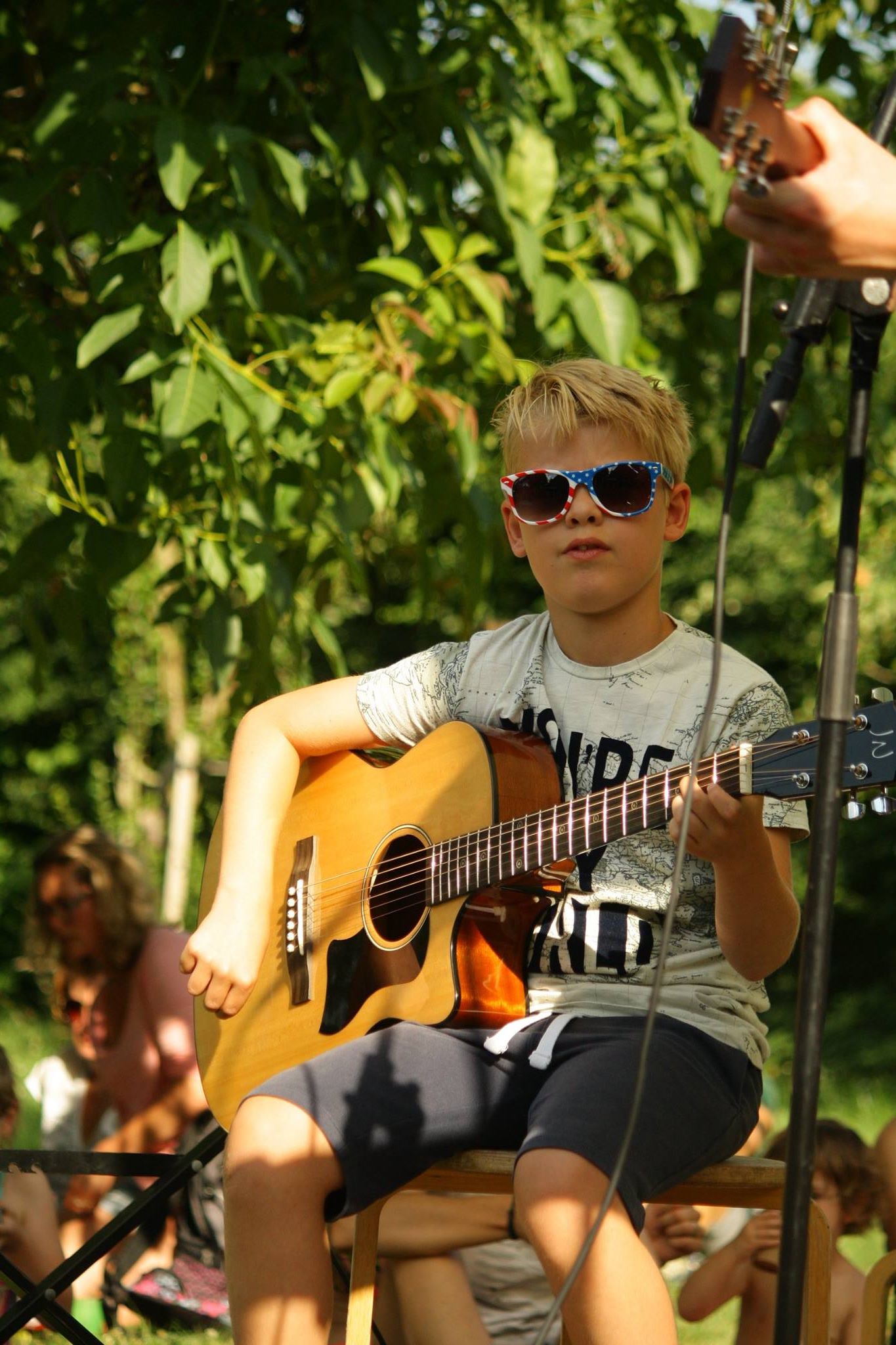 band aaron .jpg