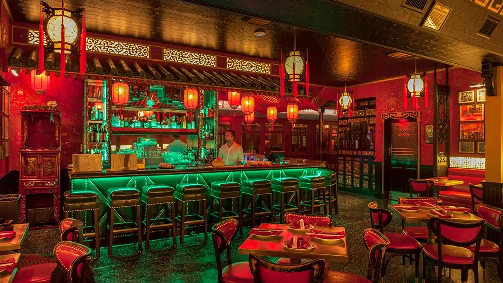 Choosing the Right Cocktail Lounge in Hollywood for a Night Out