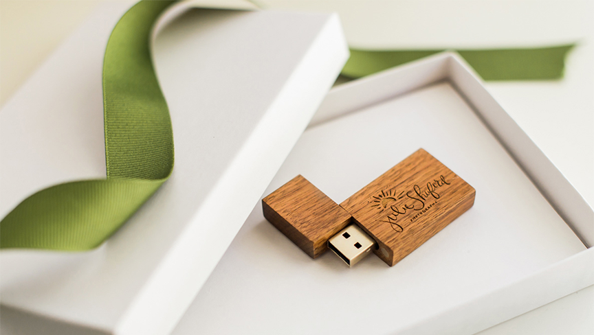 wood-usb-drives-julie-shuford.png