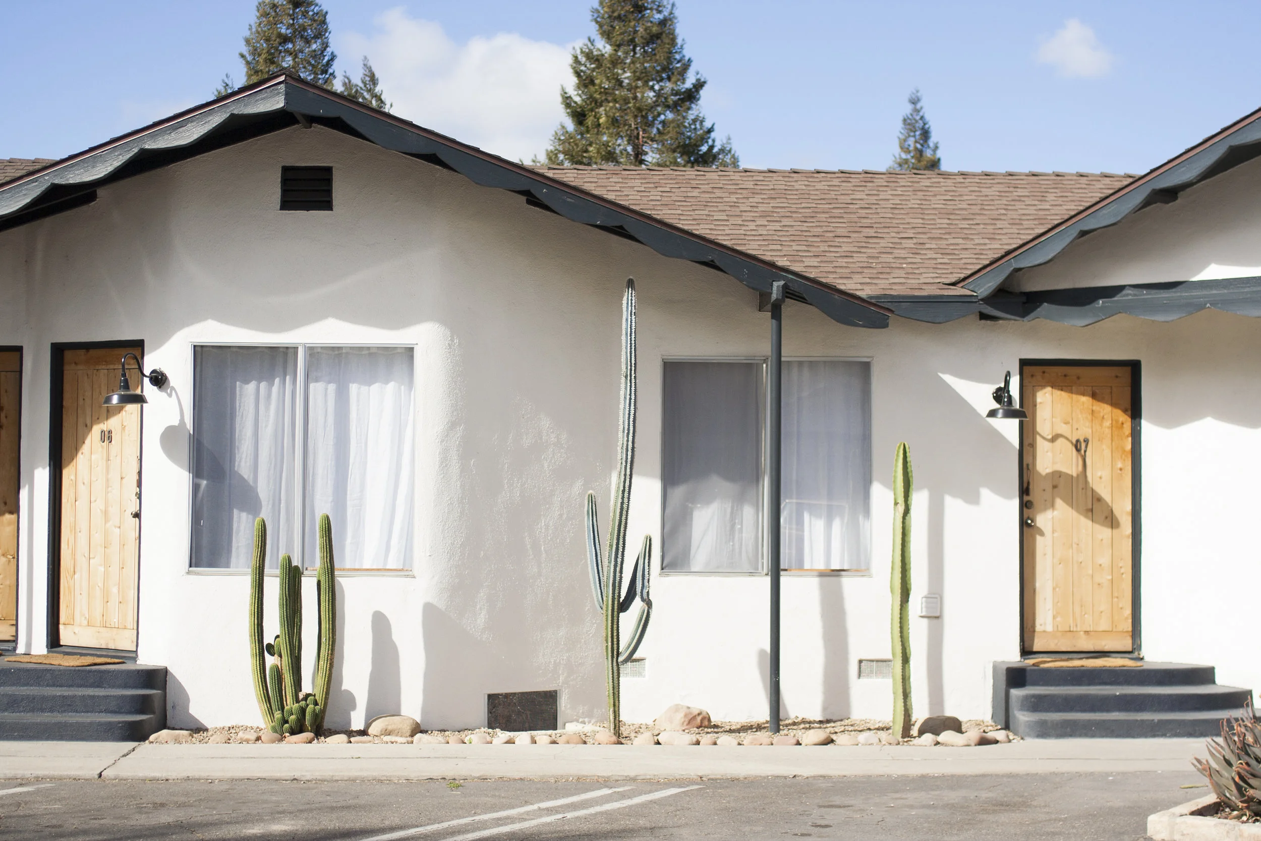 the-alamo-motel.jpg