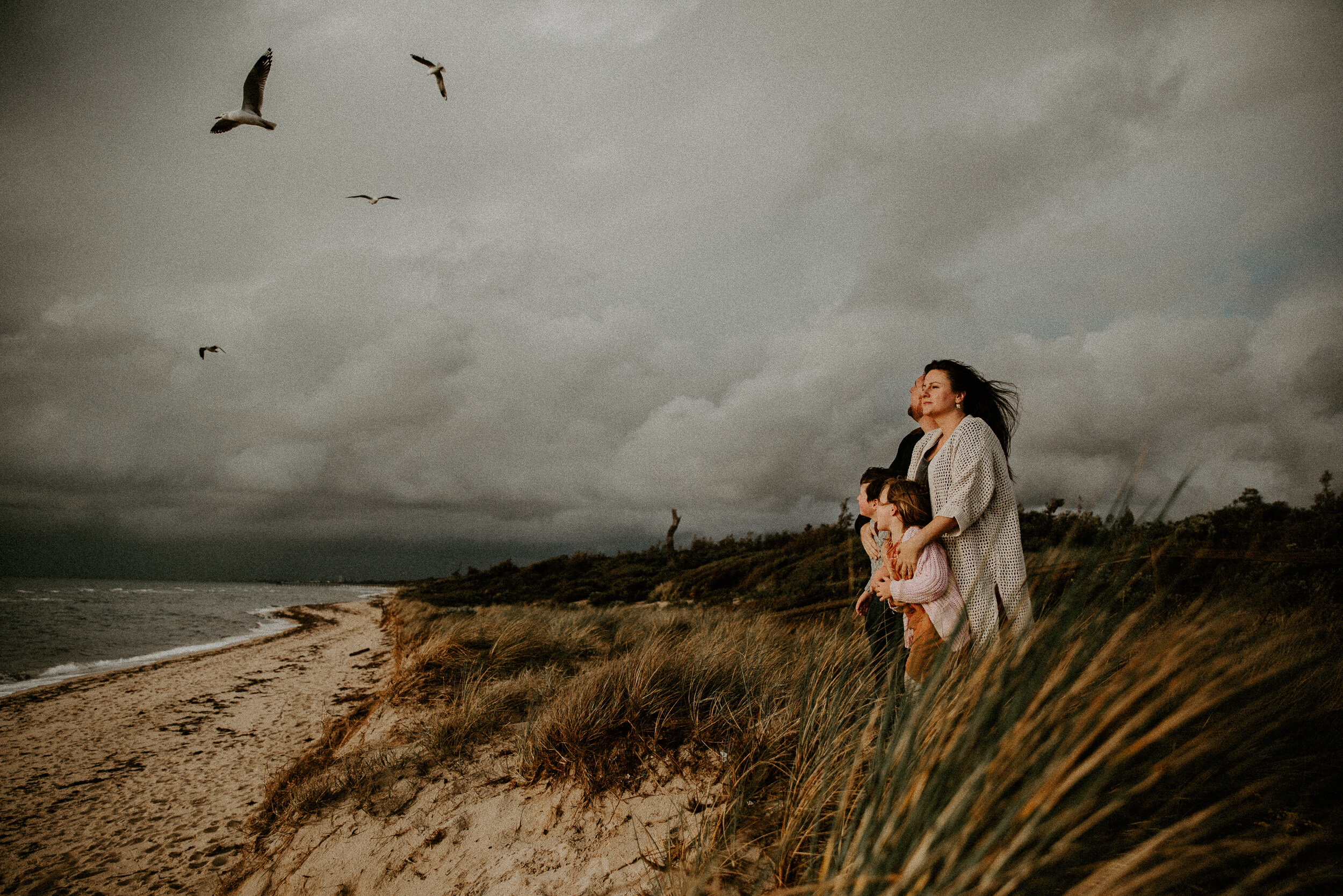 Family-photographer-townsville-cairns-melbourne-brisbane-emotive-lifestyle-beach-outdoor-inhome-maternity-newborn-wedding-elopement-camilla-french-14.jpg