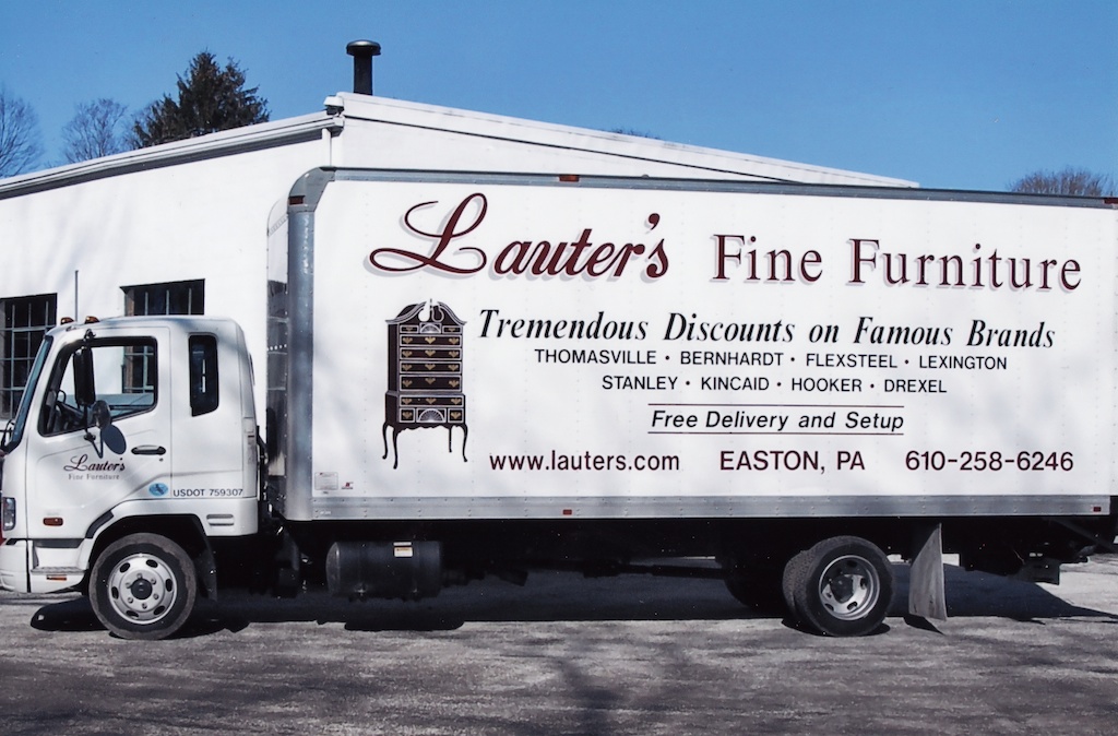 HS_Lauter's_Furniture_Truck.jpg