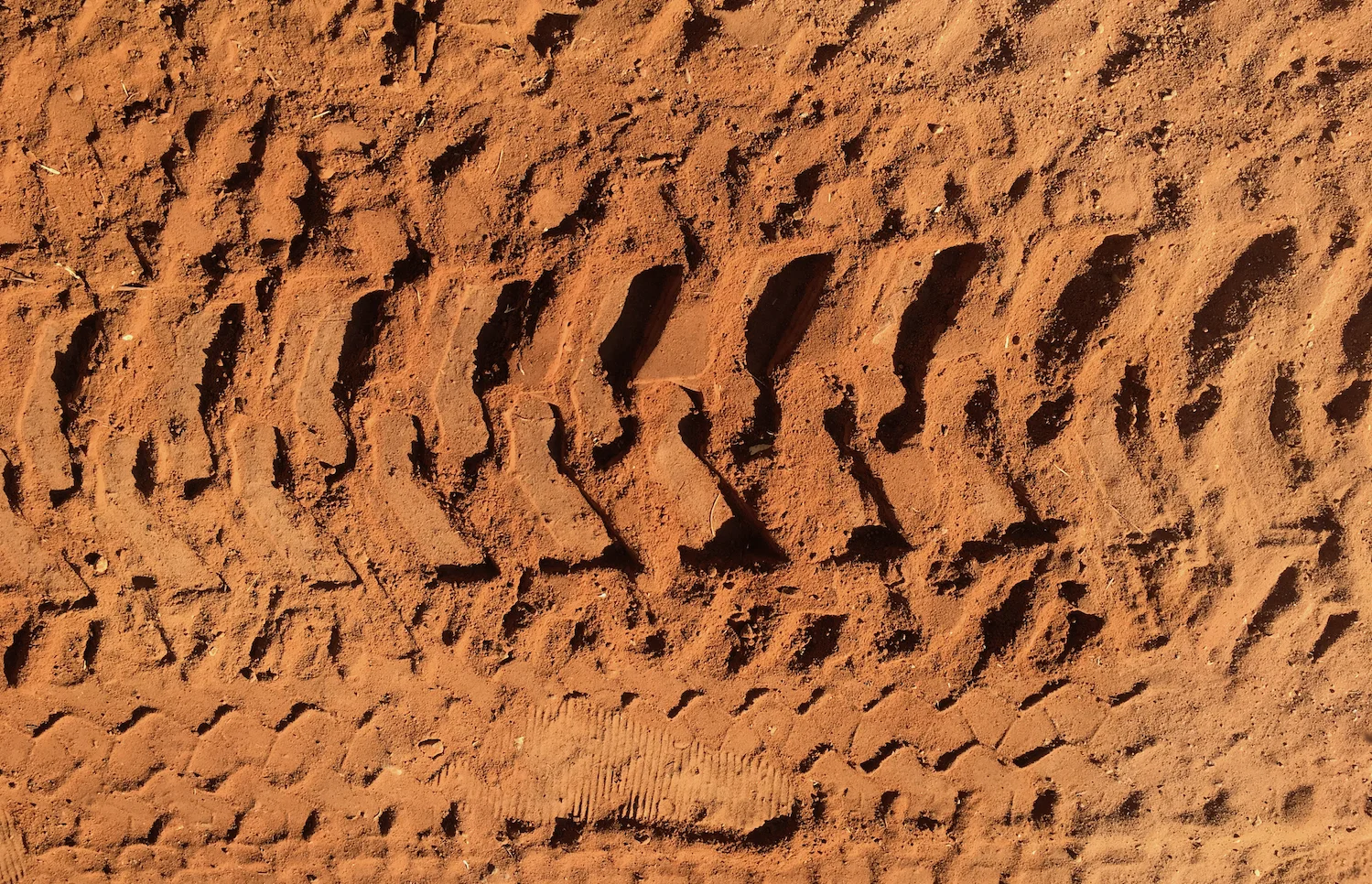 Tyre track.jpg