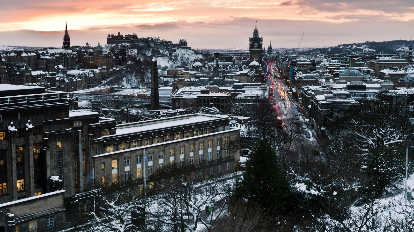 Edinburgh, Scotland gripped in the icy embrace of Cailleach Bhèara, the Hag of Winter!