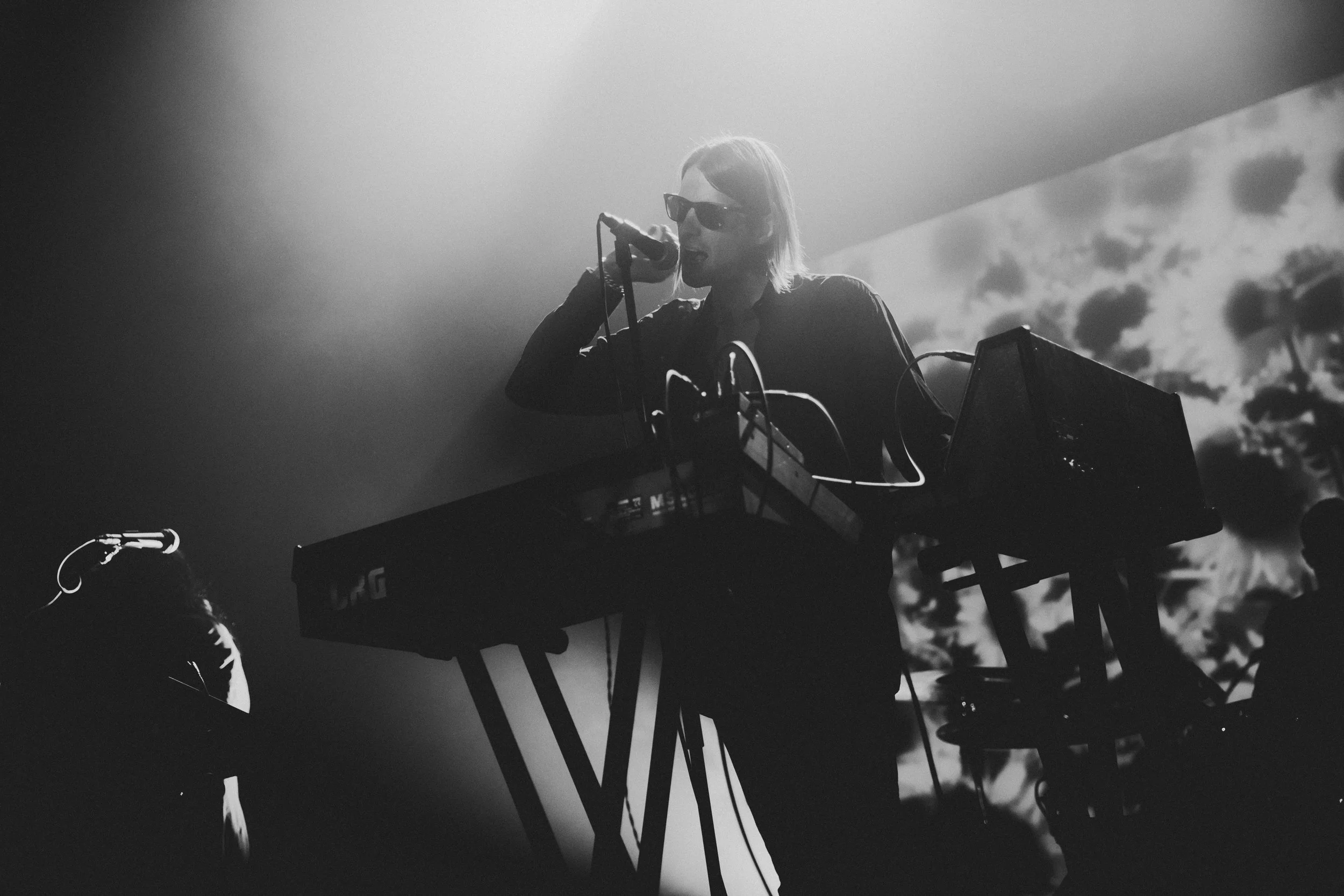 COLD CAVE