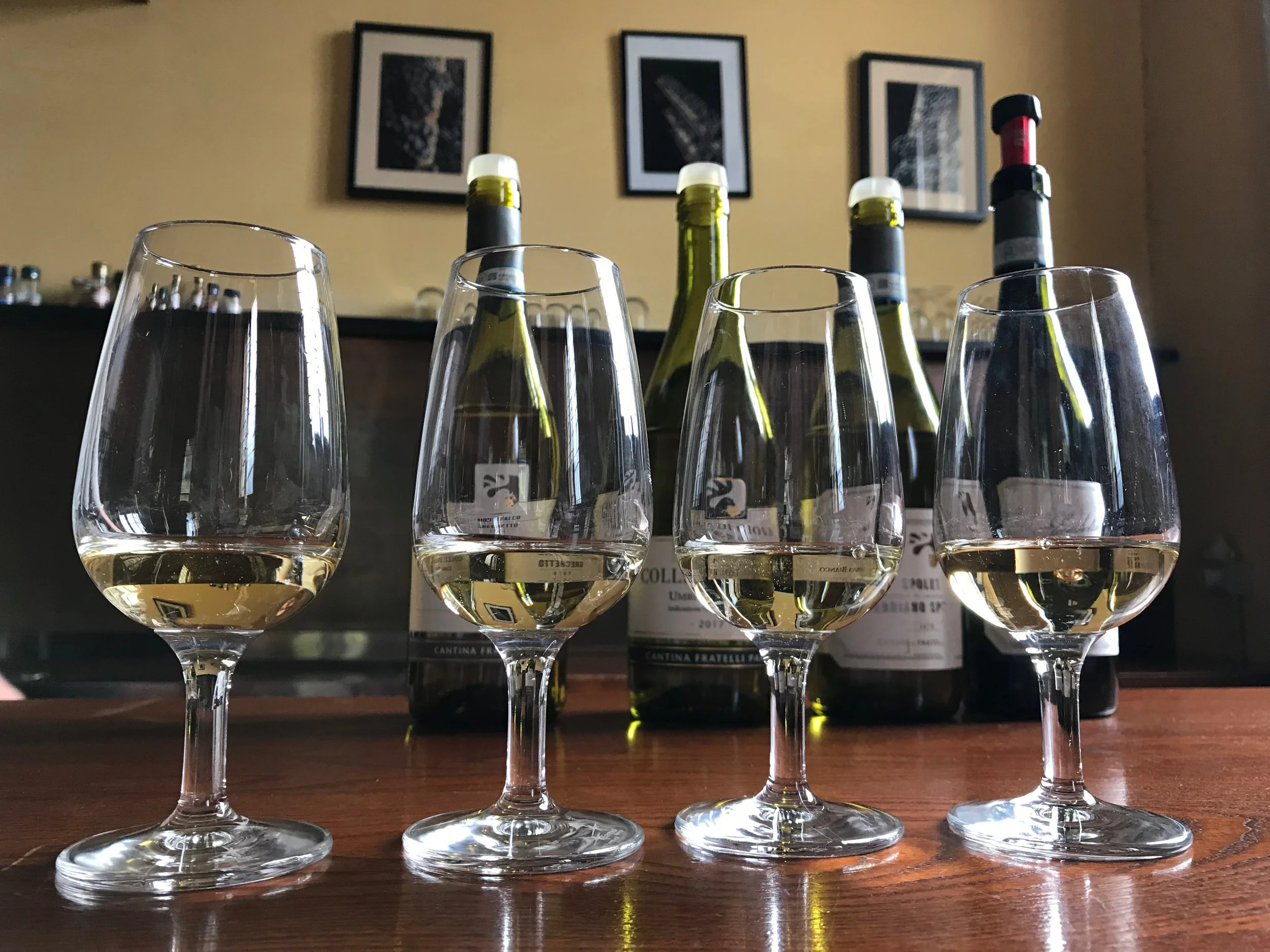 Four whites on pour at Cantina Fratelli Pardi.