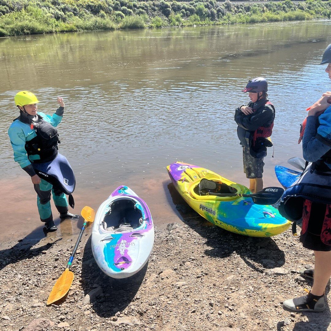 A great start to our ACA Kayak Instructor Course on the Upper Colorado River :) 

ACA: Canoe - Kayak - SUP - Raft - Rescue | Aqua Bound | Liquidlogic Kayaks 

#acapaddlesports #outdoorprofessional #kayakinstruction #whitewaterkayaking #whitewateratta