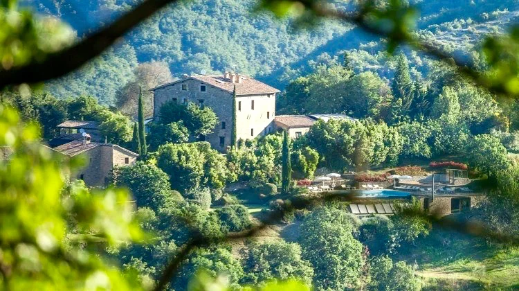 Yoga Explorers yoga retreat in Italy - twelfth century farmhouse