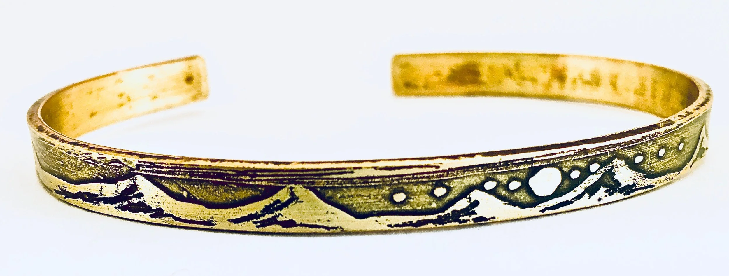 Small Mountain Range Etched Bracelet