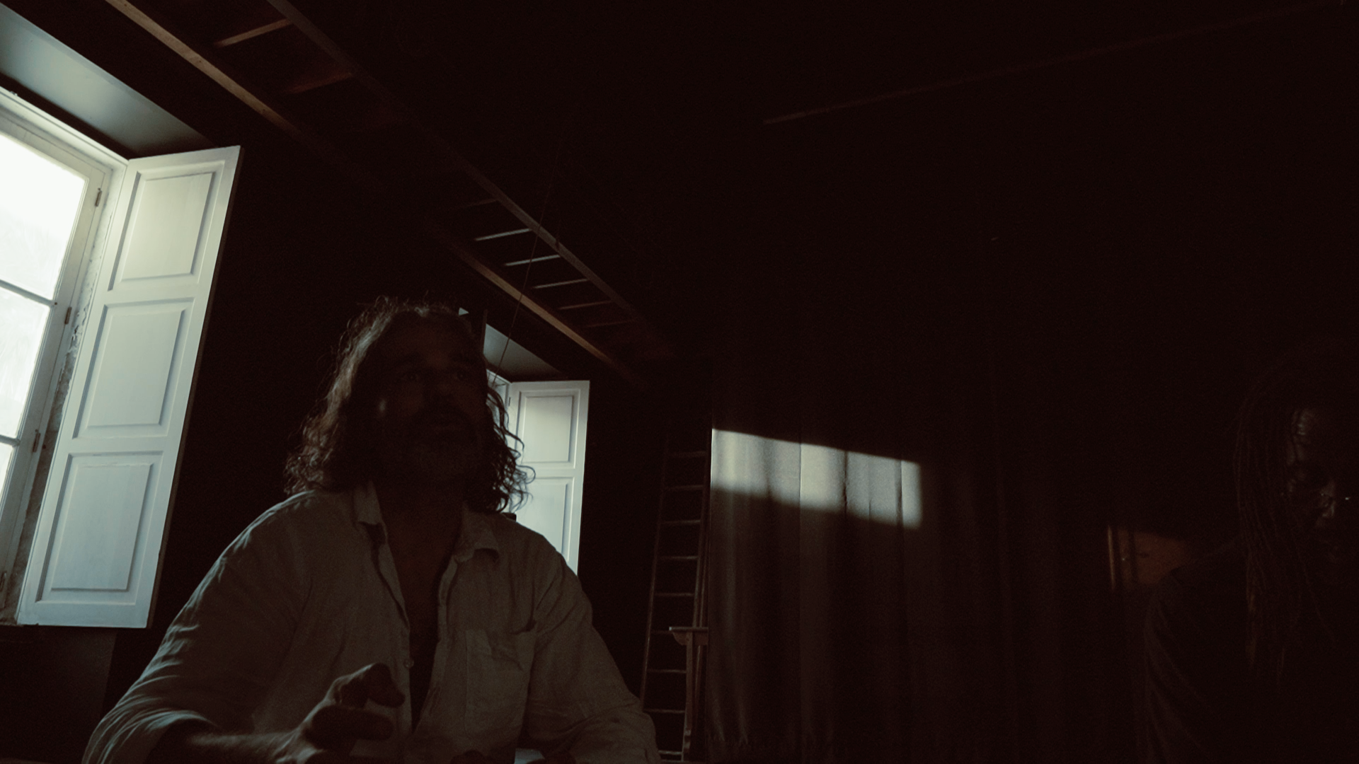 KANIZADI 01.00_12_52_19.Still021.png