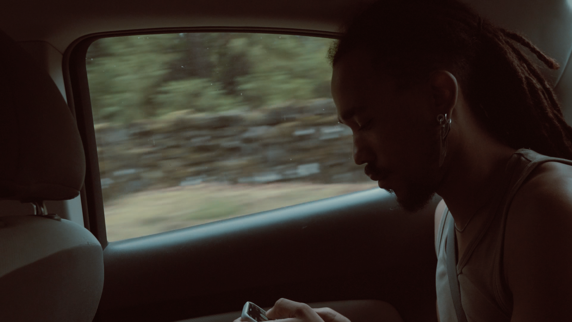 KANIZADI 01.00_15_32_19.Still027.png